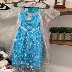 GUC Elsa dress